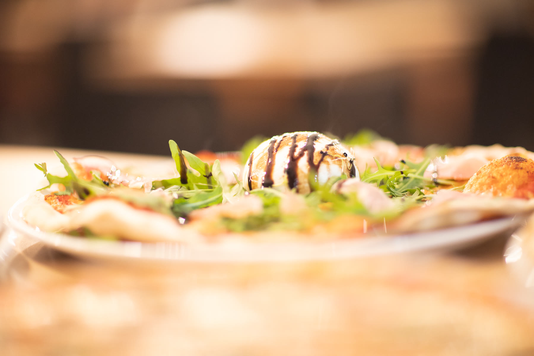 Pizza burrata et roquette